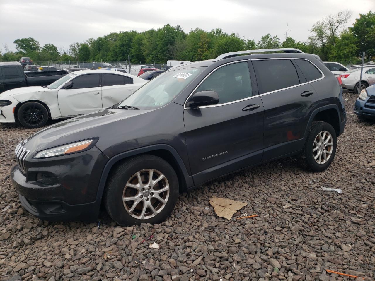 1C4PJMCB8HW597309 2017 Jeep Cherokee Latitude