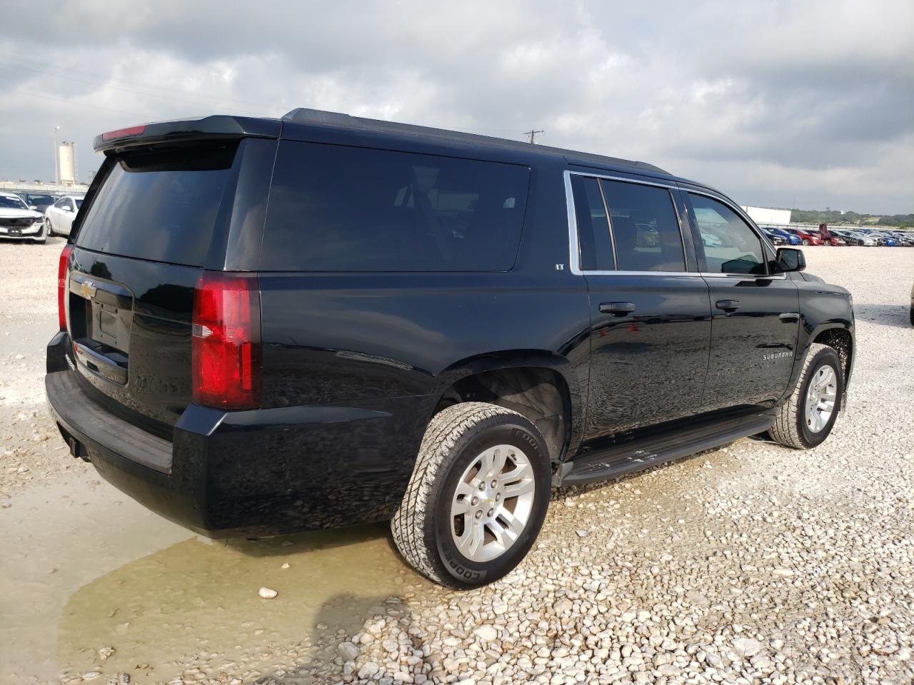 2016 Chevrolet Suburban C1500 Lt vin: 1GNSCHKC1GR141789