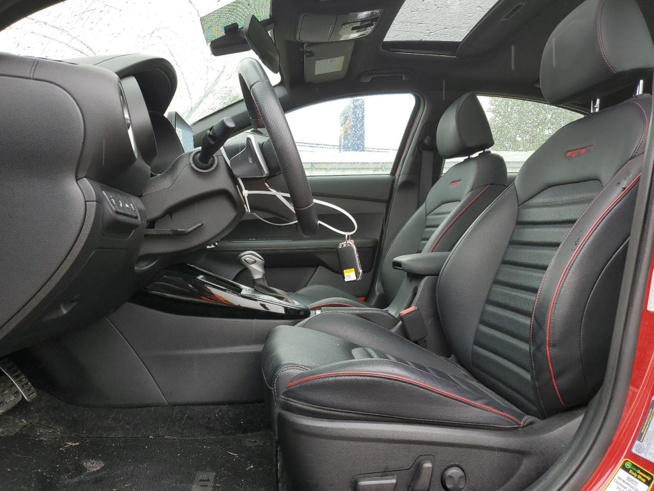 3KPF44AC2ME318424 2021 Kia Forte Gt