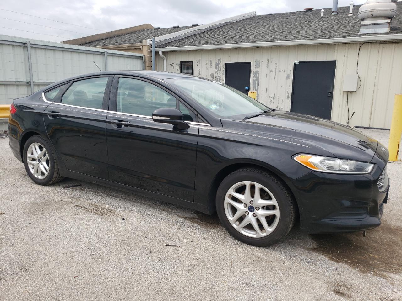 3FA6P0H75GR255895 2016 Ford Fusion Se