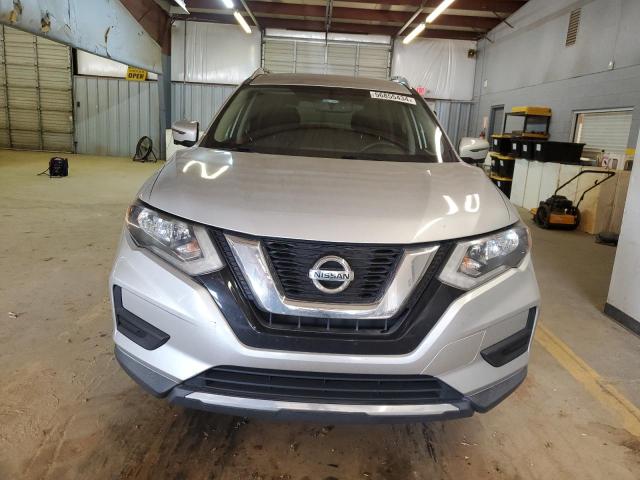 2017 Nissan Rogue S VIN: KNMAT2MV8HP513335 Lot: 56855434