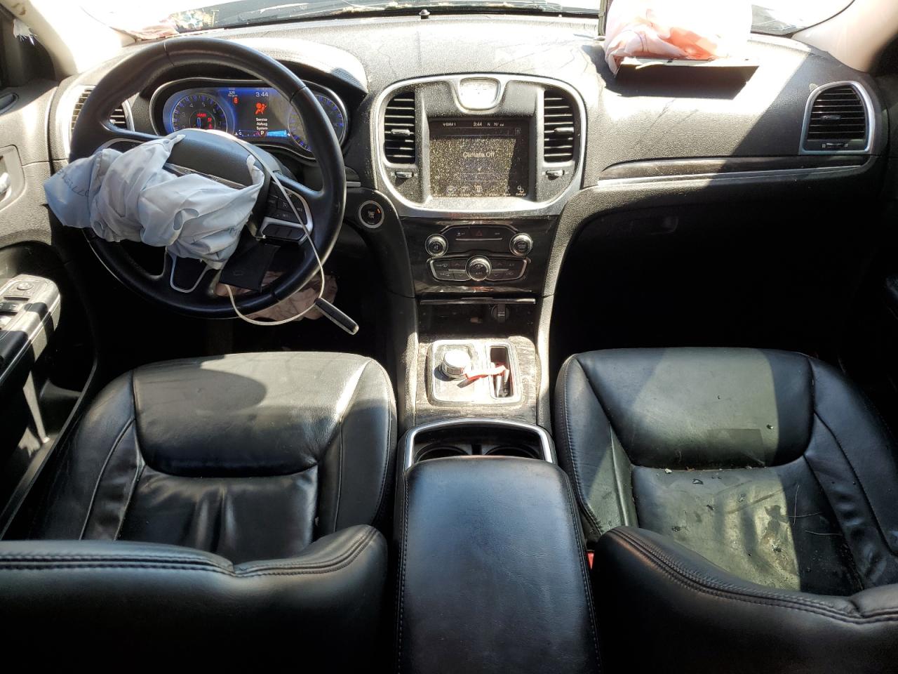 2C3CCARG7FH831157 2015 Chrysler 300 Limited