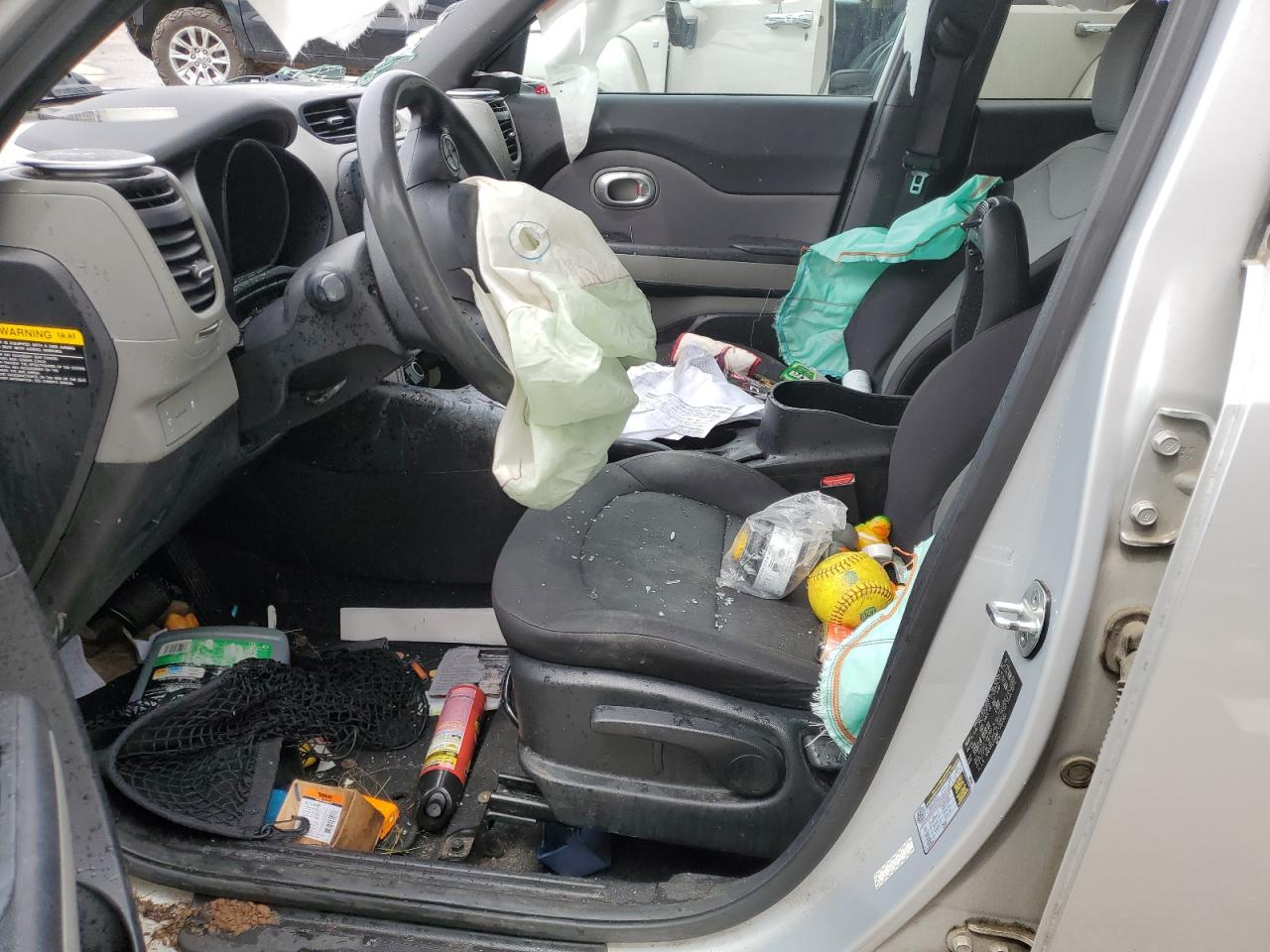 KNDJN2A28F7793310 2015 Kia Soul