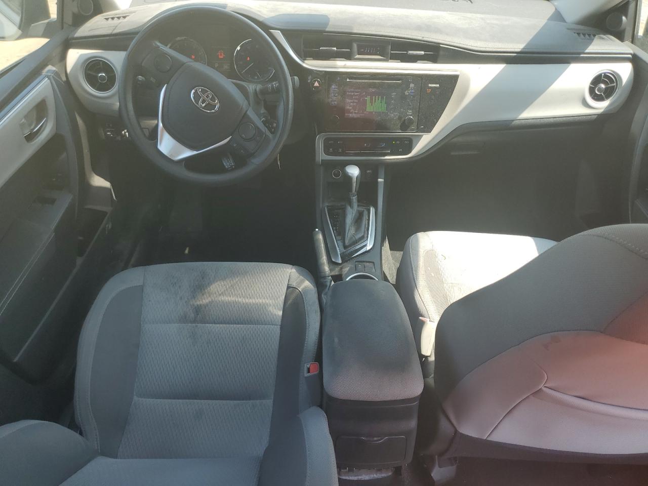 2017 Toyota Corolla L vin: 2T1BURHE7HC804041