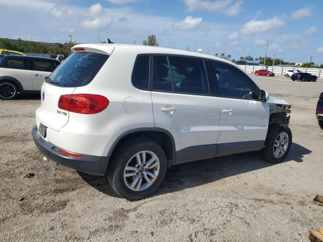 2013 Volkswagen Tiguan S VIN: WVGAV3AX0DW613575 Lot: 53207864