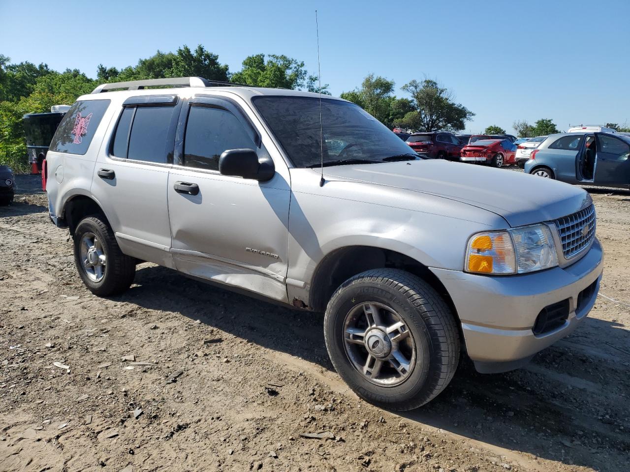 1FMZU73E15UB60587 2005 Ford Explorer Xlt