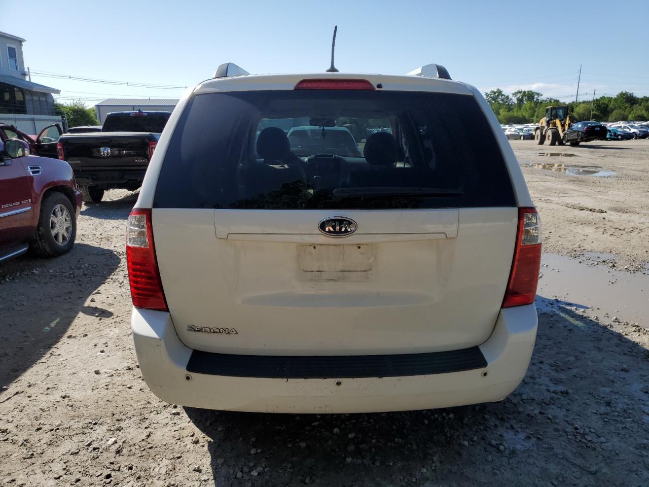 KNDMG4C34A6349879 2010 Kia Sedona Lx