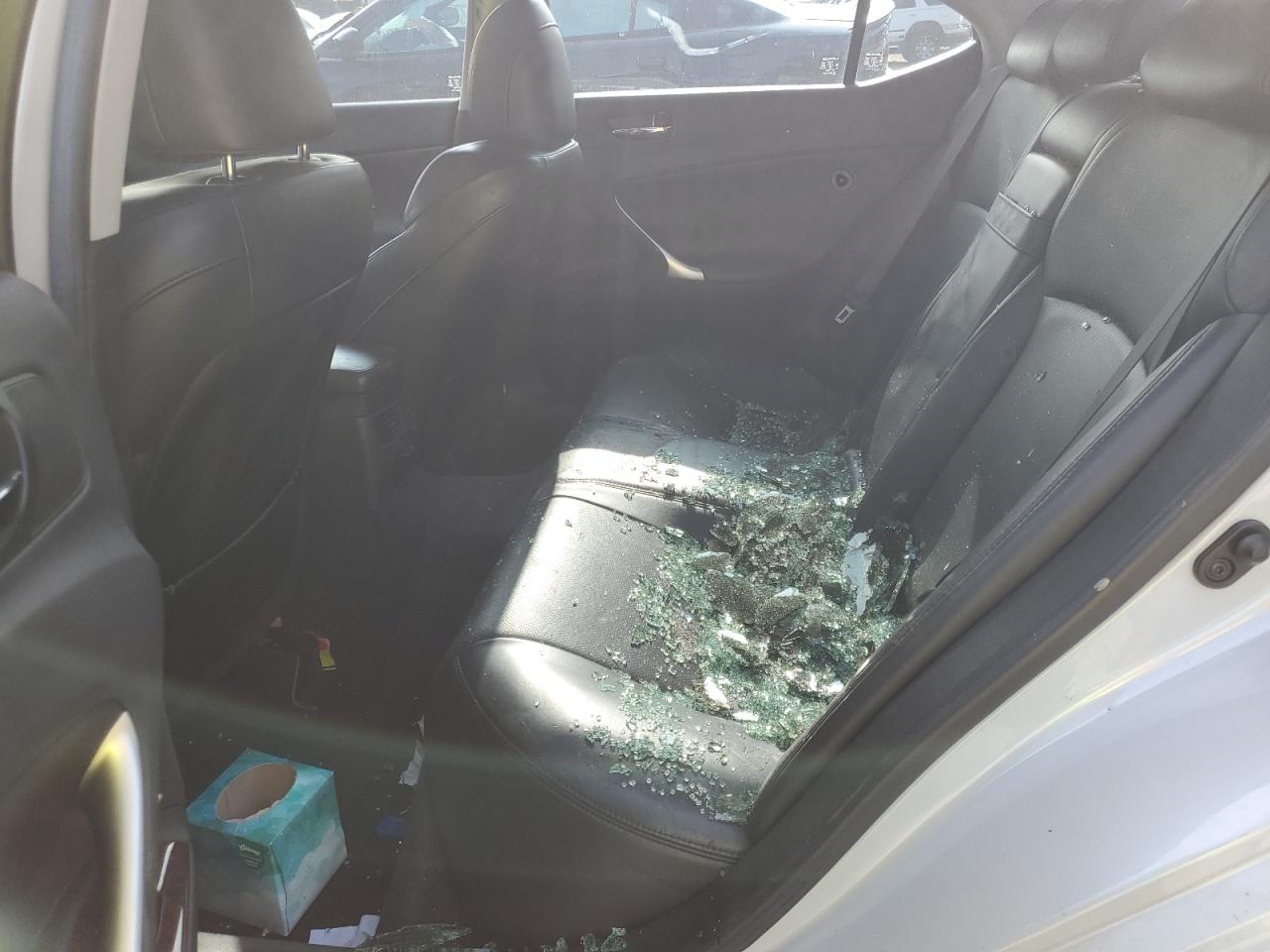 JTHBK262285082835 2008 Lexus Is 250