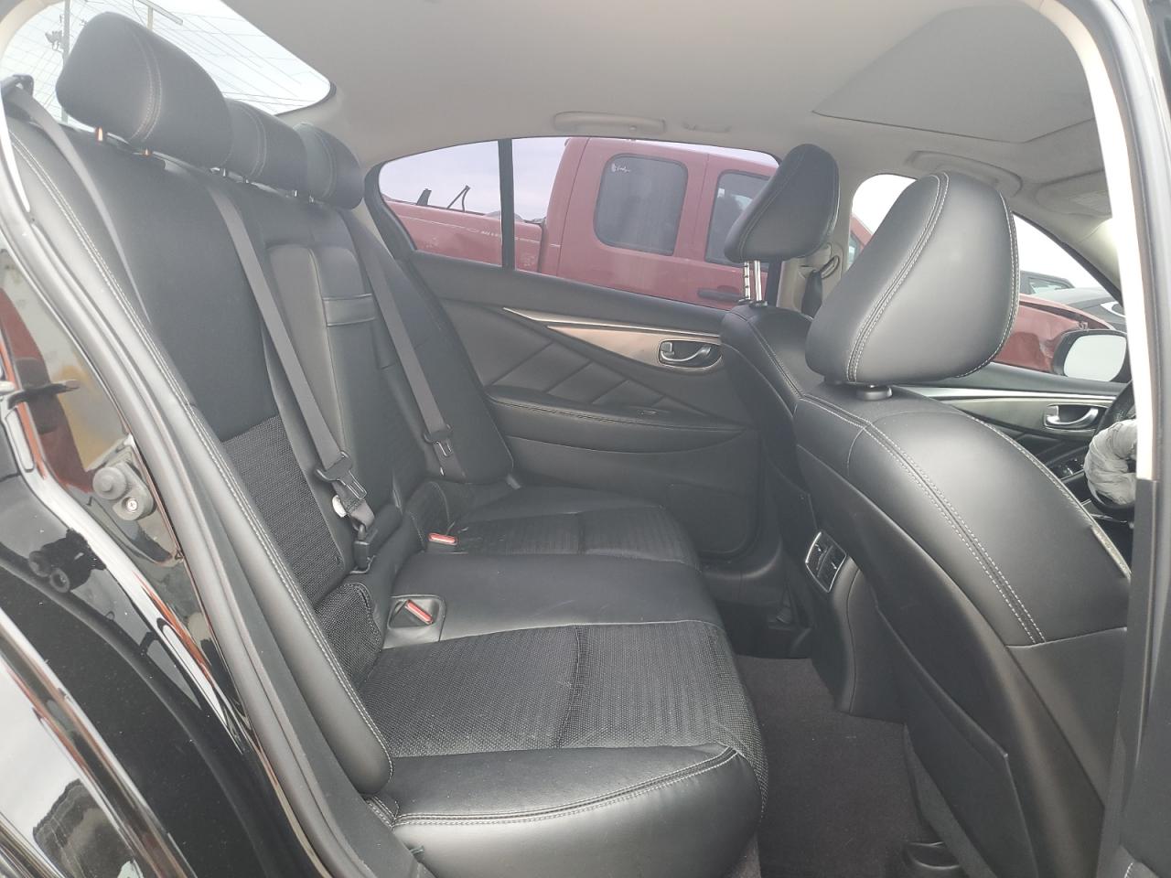 JN1EV7AP8KM513135 2019 Infiniti Q50 Luxe