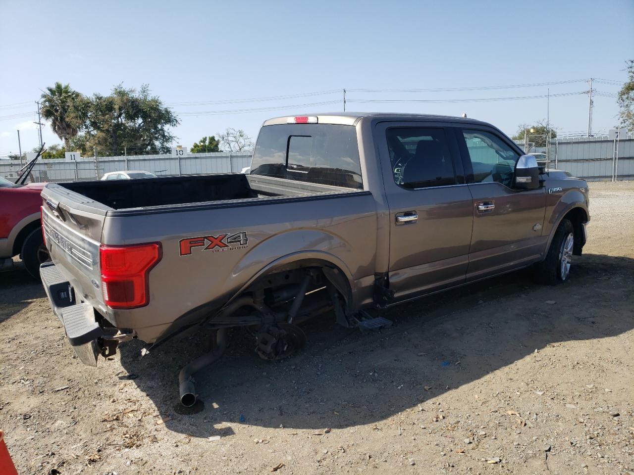 1FTEW1EG7JFC54898 2018 Ford F150 Supercrew