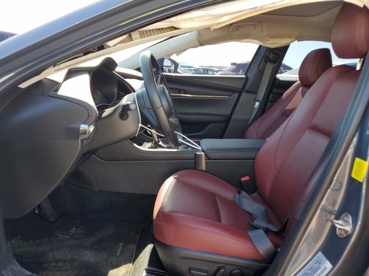 JM1BPACL3N1507640 2022 Mazda 3 Preferred