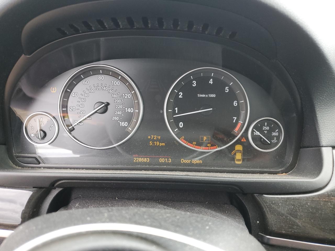 WBAFU7C58BC780326 2011 BMW 535 Xi