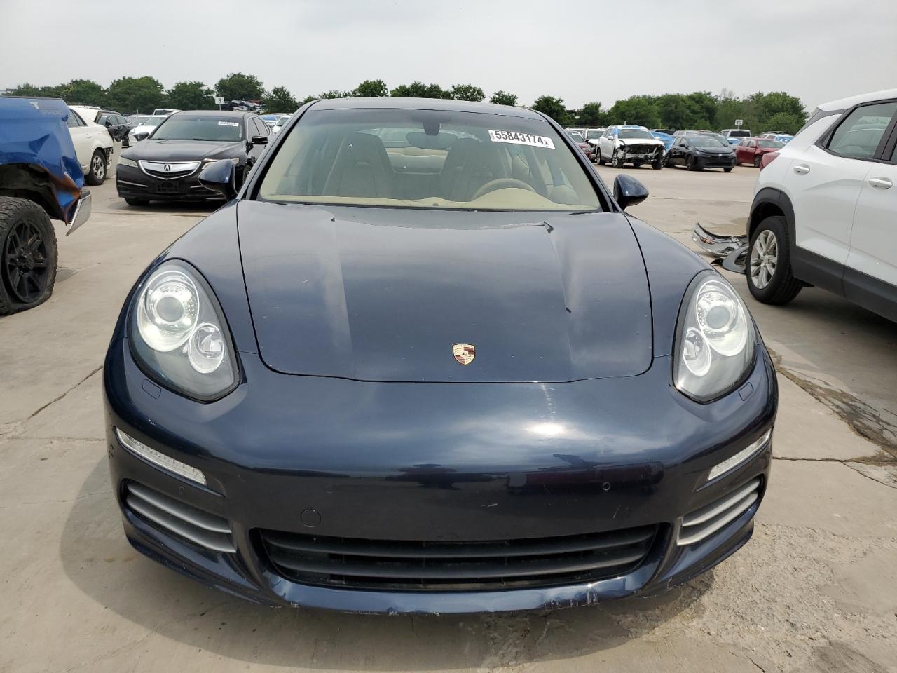 WP0AA2A70EL005200 2014 Porsche Panamera 2