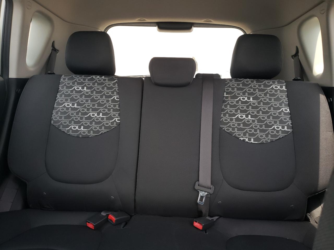 KNDJT2A20B7709481 2011 Kia Soul +