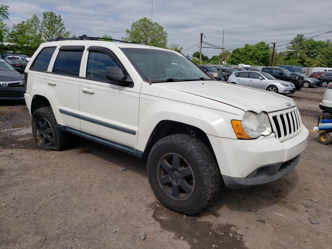 1J8GR48K49C505755 2009 Jeep Grand Cherokee Laredo