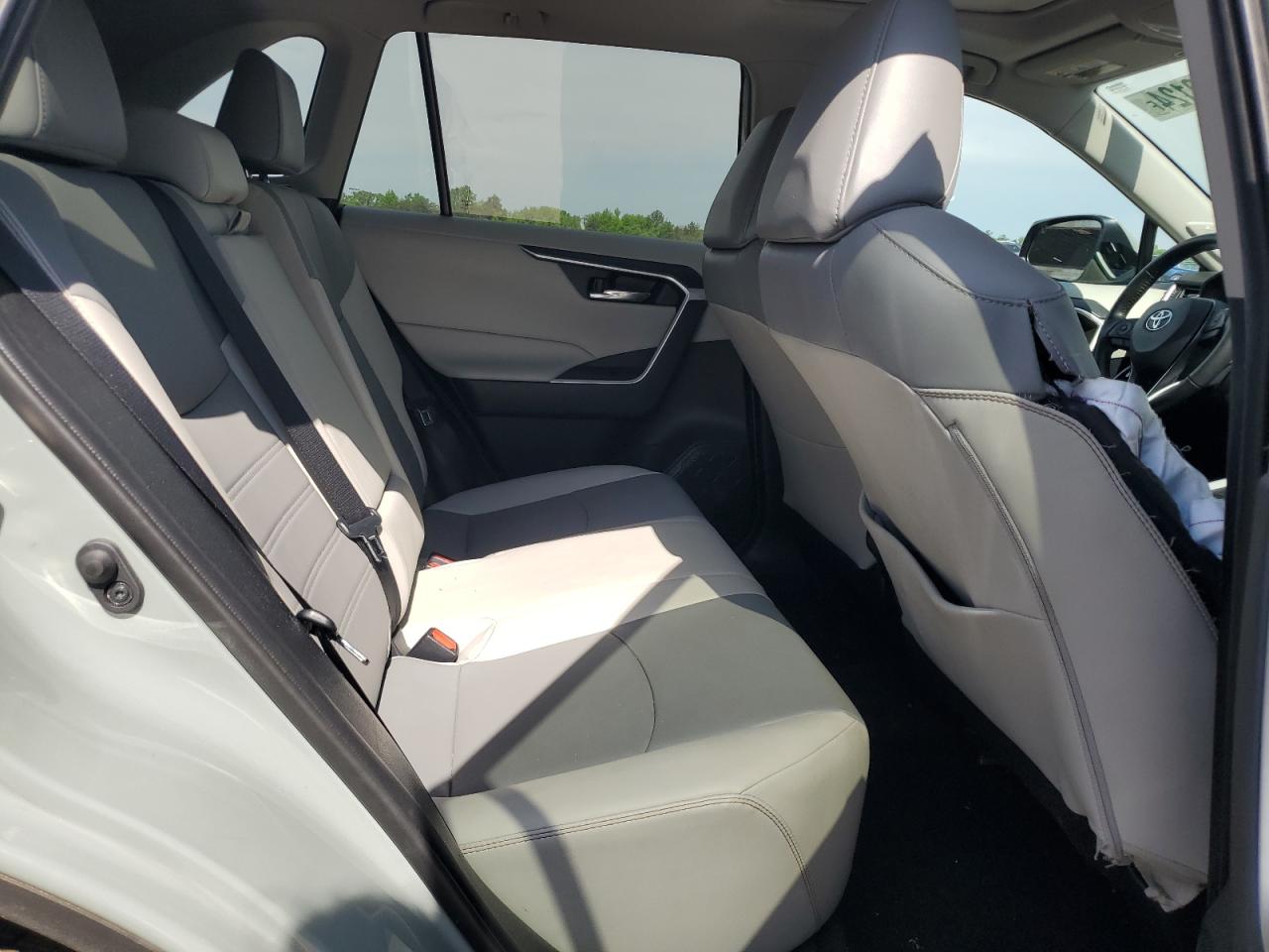 2T3A1RFV4LW087216 2020 Toyota Rav4 Xle Premium