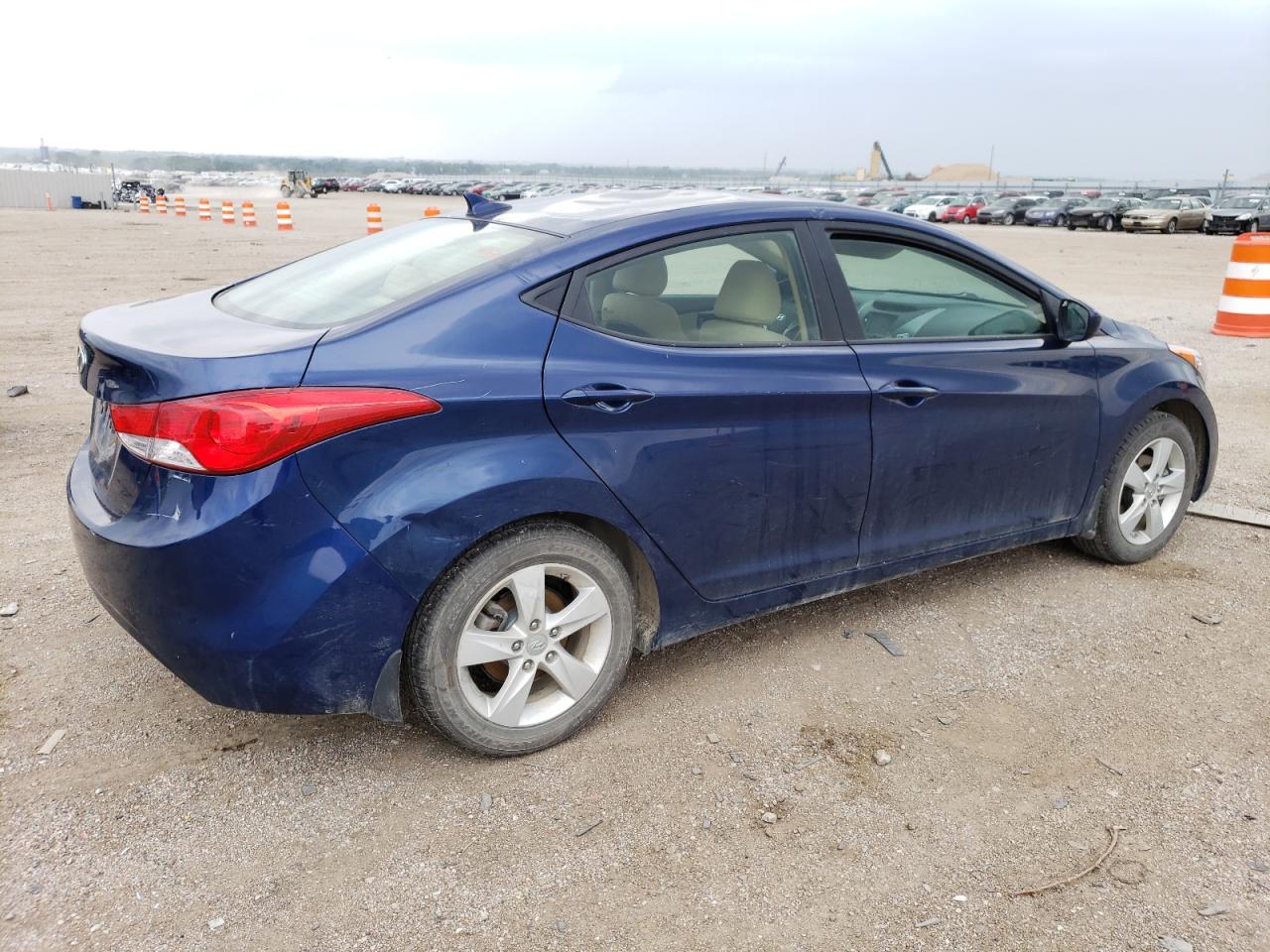 KMHDH4AE3DU501809 2013 Hyundai Elantra Gls