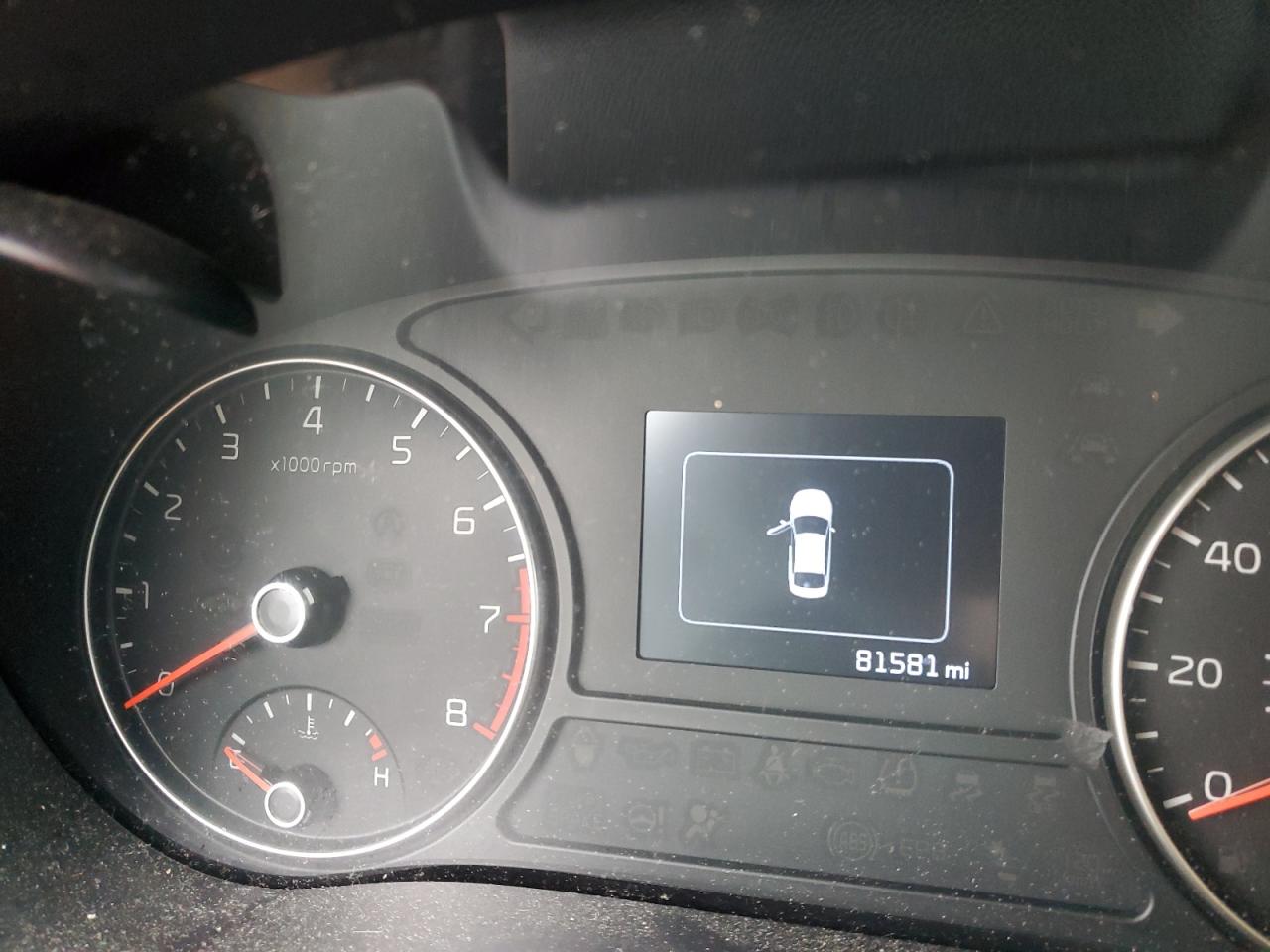 5XXGT4L3XHG128677 2017 Kia Optima Lx