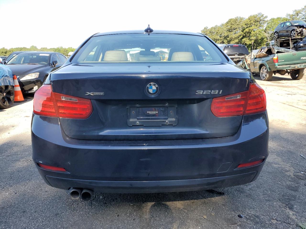 2013 BMW 328 Xi vin: WBA3B3C59DF540267