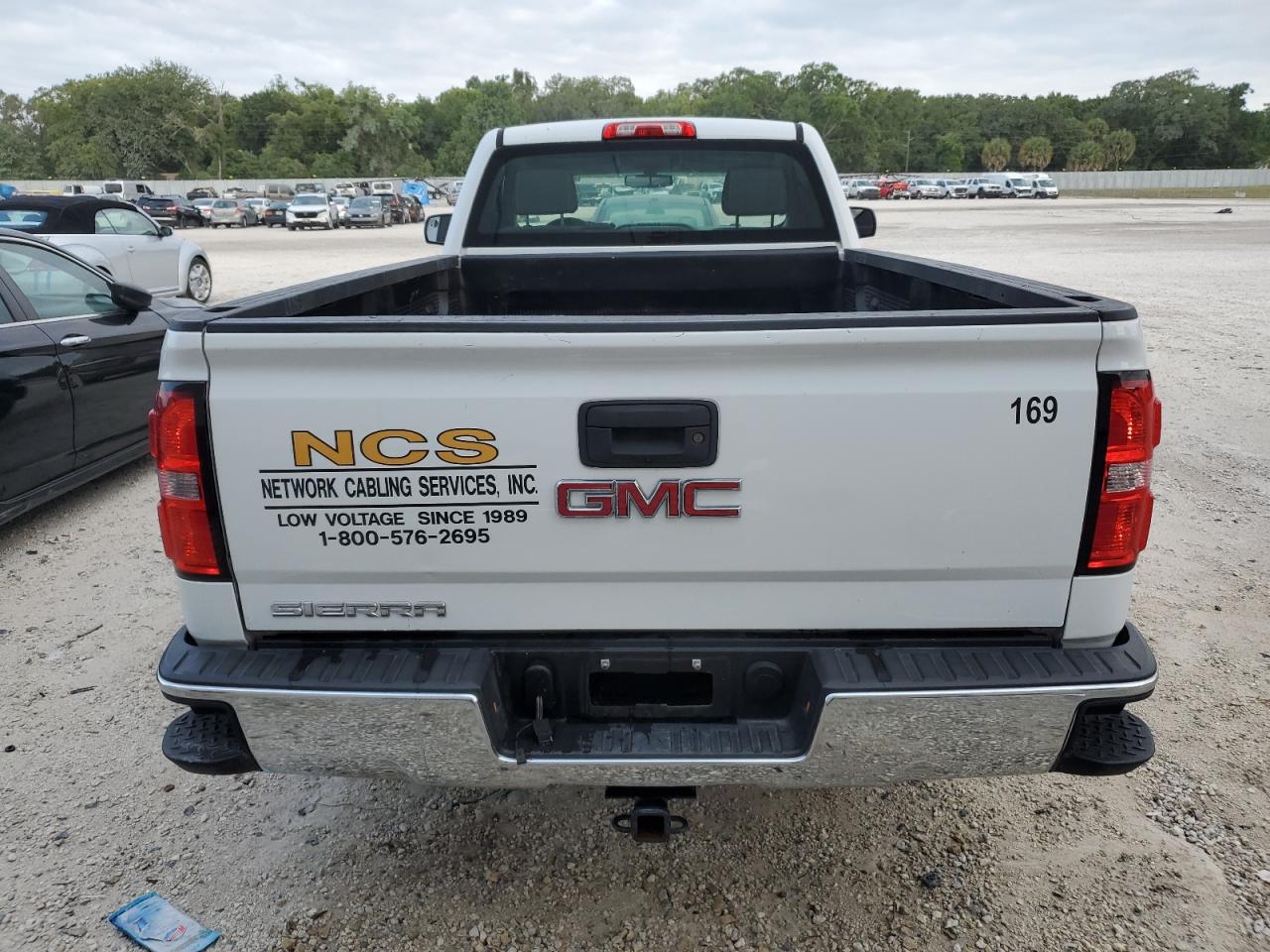 1GTN1LEC8JZ905851 2018 GMC Sierra C1500