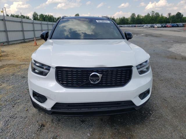 2021 Volvo Xc40 T5 R-Design VIN: YV4162UM9M2574356 Lot: 56199574