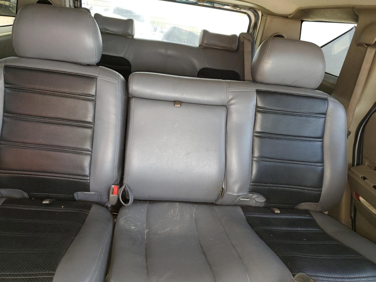 5GRGN23UX3H106003 2003 Hummer H2