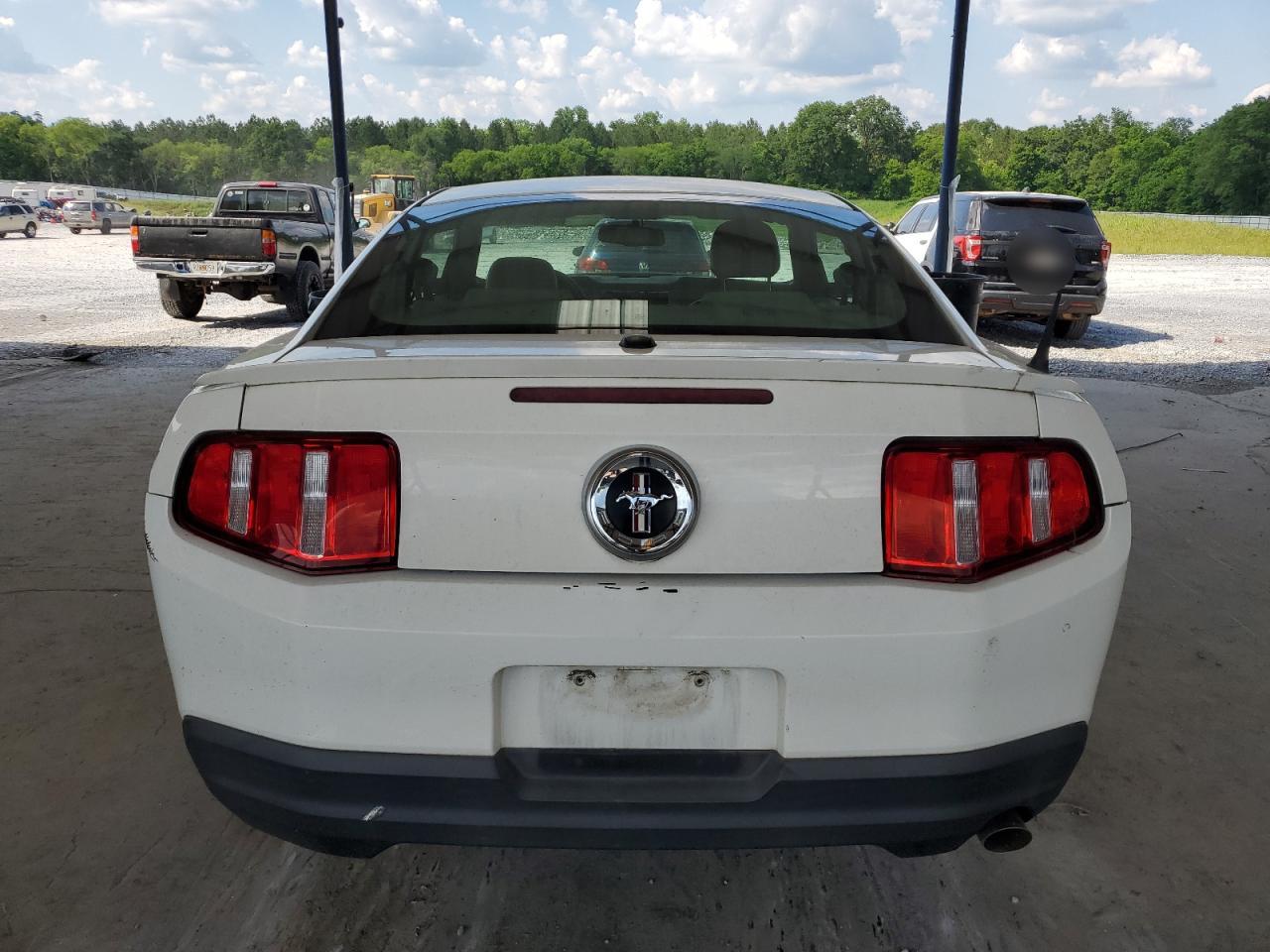 1ZVBP8AN1A5169877 2010 Ford Mustang