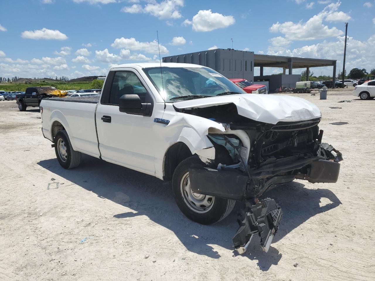 1FTMF1CB7JKF67816 2018 Ford F150