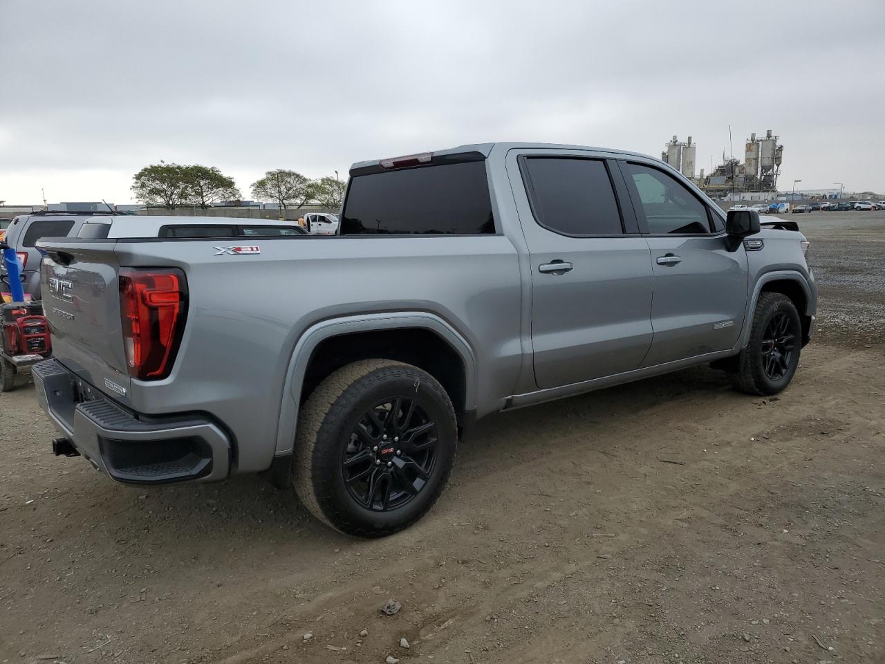 2024 GMC Sierra K1500 Elevation vin: 1GTUUCED8RZ114016