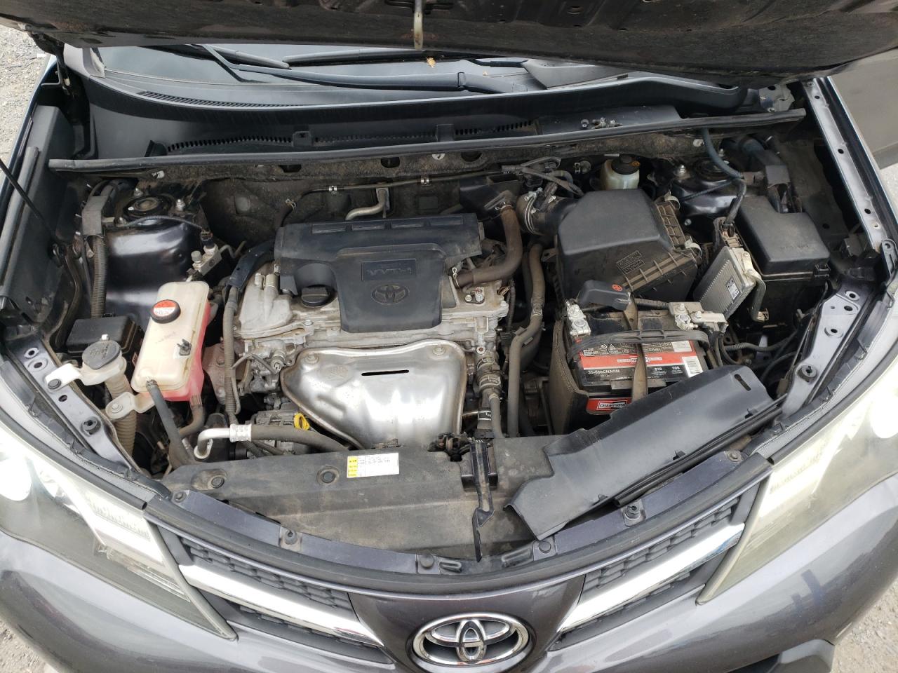 JTMZFREVXFJ054388 2015 Toyota Rav4 Le