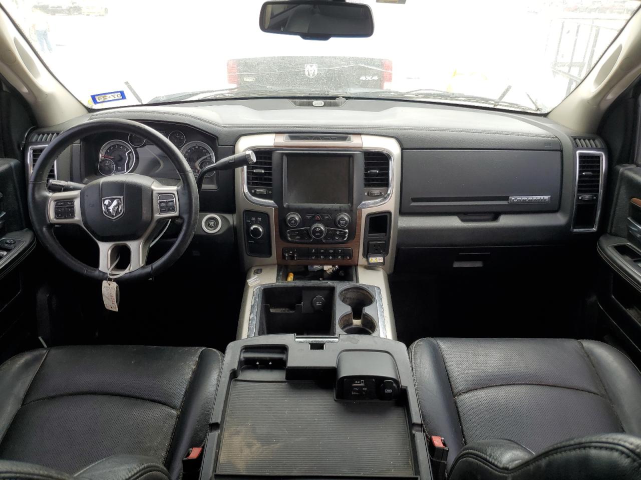 3C6UR5FL8FG650504 2017 Ram 2500 Laramie