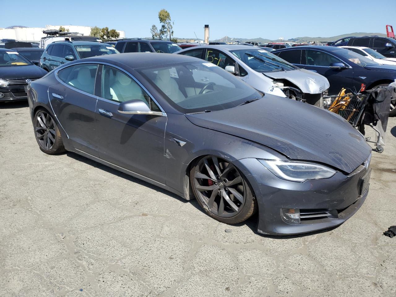 5YJSA1E24HF199752 2017 Tesla Model S