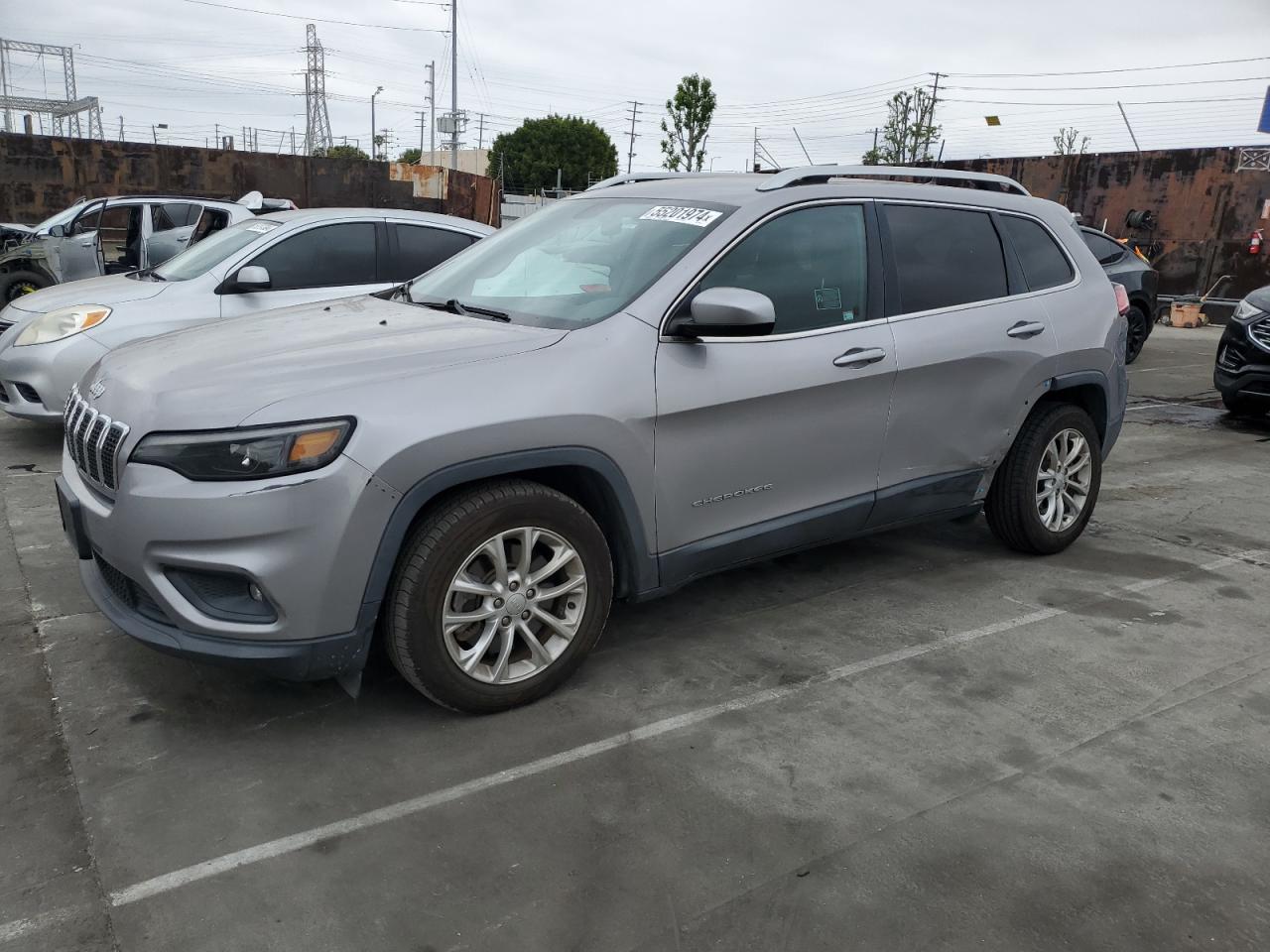 1C4PJLCB3KD247907 2019 Jeep Cherokee Latitude