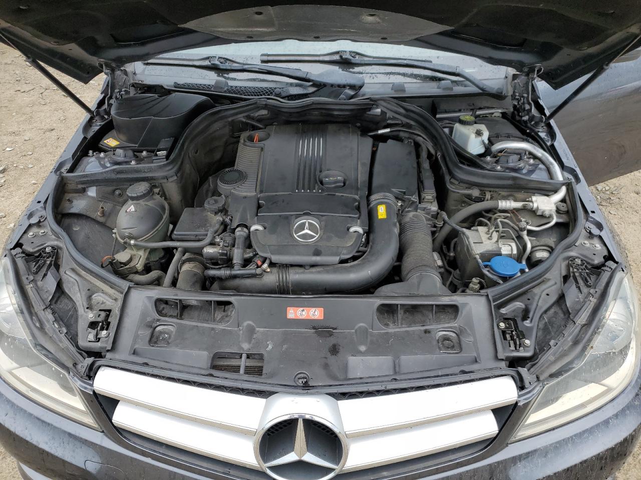 WDDGJ4HB4DF979717 2013 Mercedes-Benz C 250