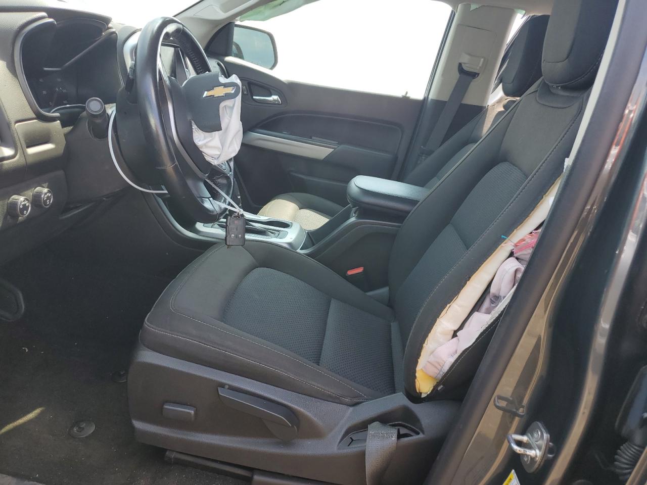 1GCGTCEN1H1147882 2017 Chevrolet Colorado Lt