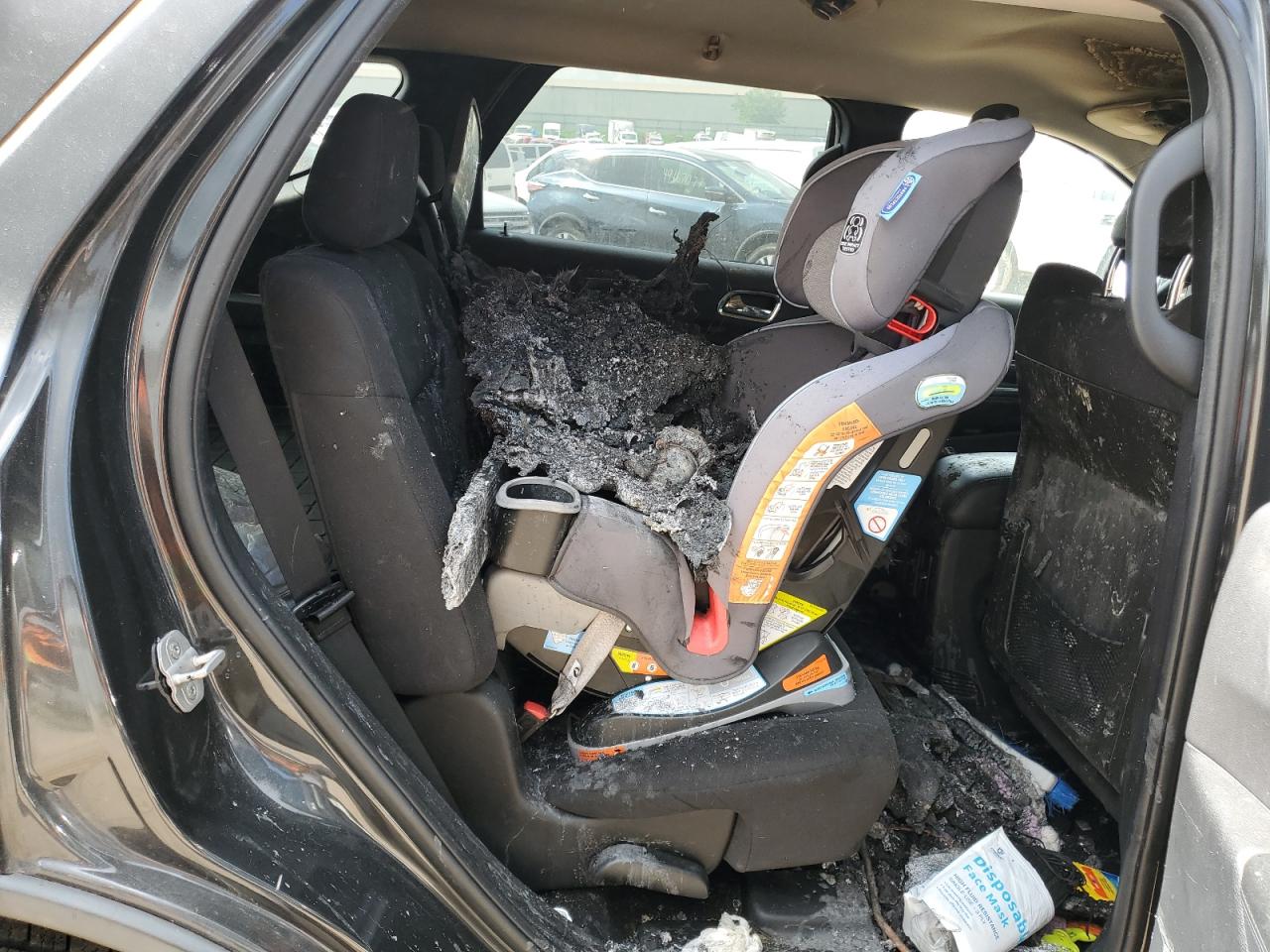 1D4RE2GG3BC699992 2011 Dodge Durango Express