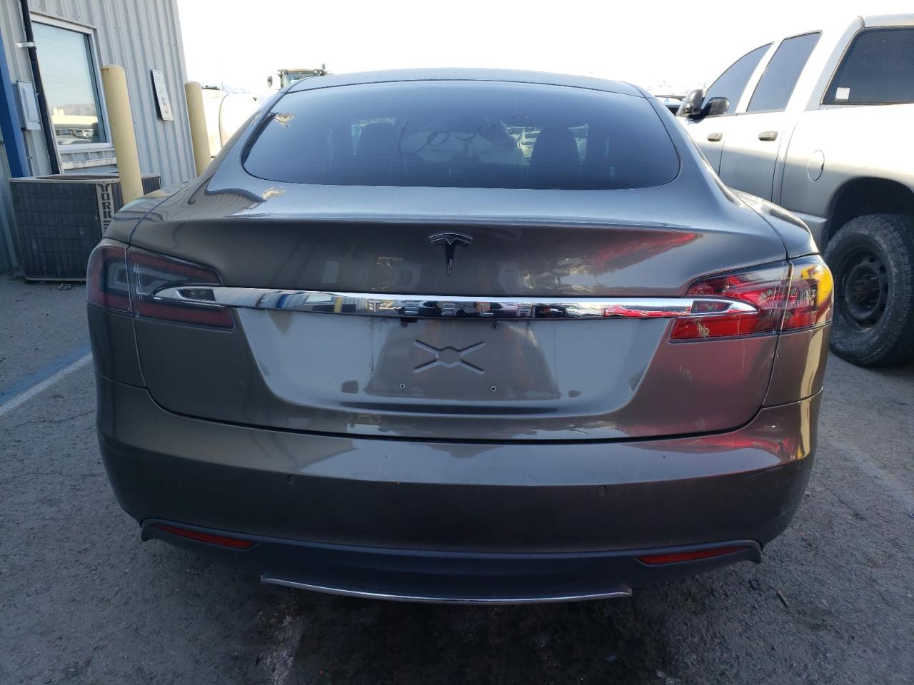 5YJSA1E24FF102854 2015 Tesla Model S