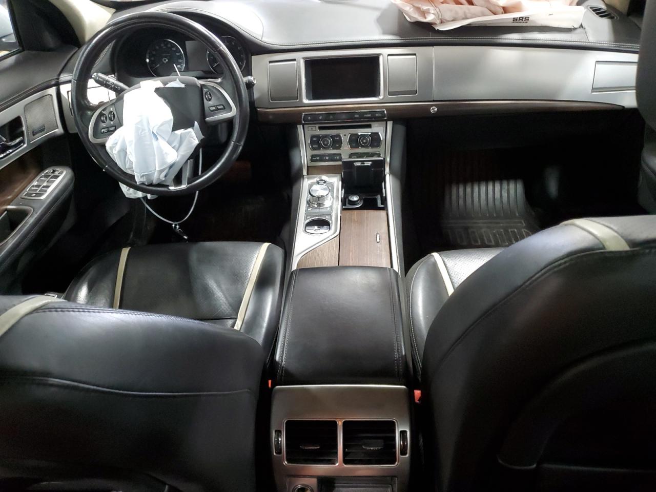 SAJWJ0FFXF8U58434 2015 Jaguar Xf 3.0 Sport Awd