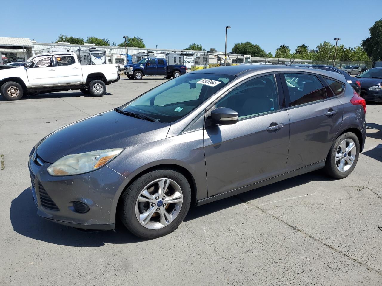 2014 Ford Focus Se vin: 1FADP3K25EL317328