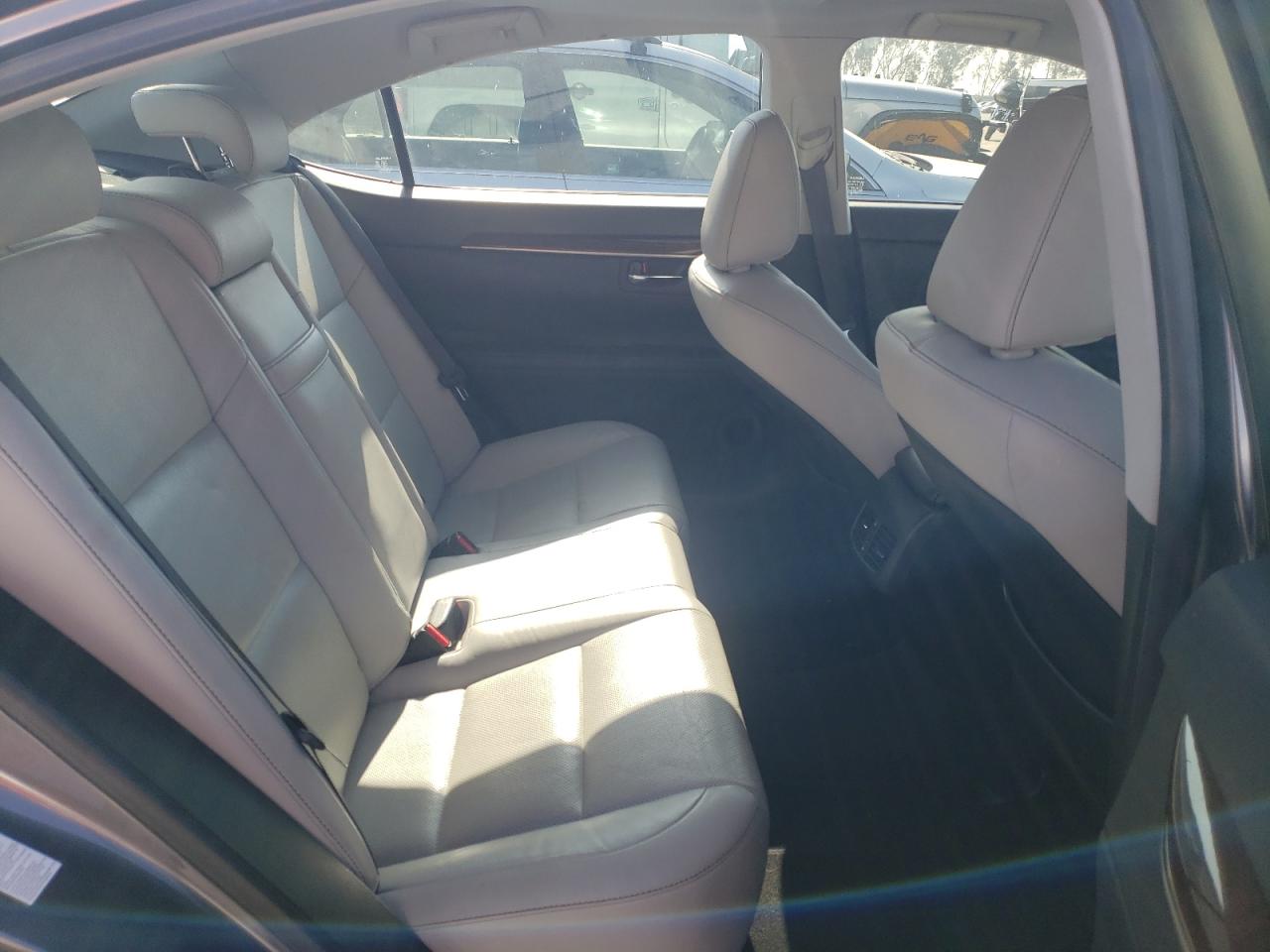 JTHBK1GG1F2186686 2015 Lexus Es 350