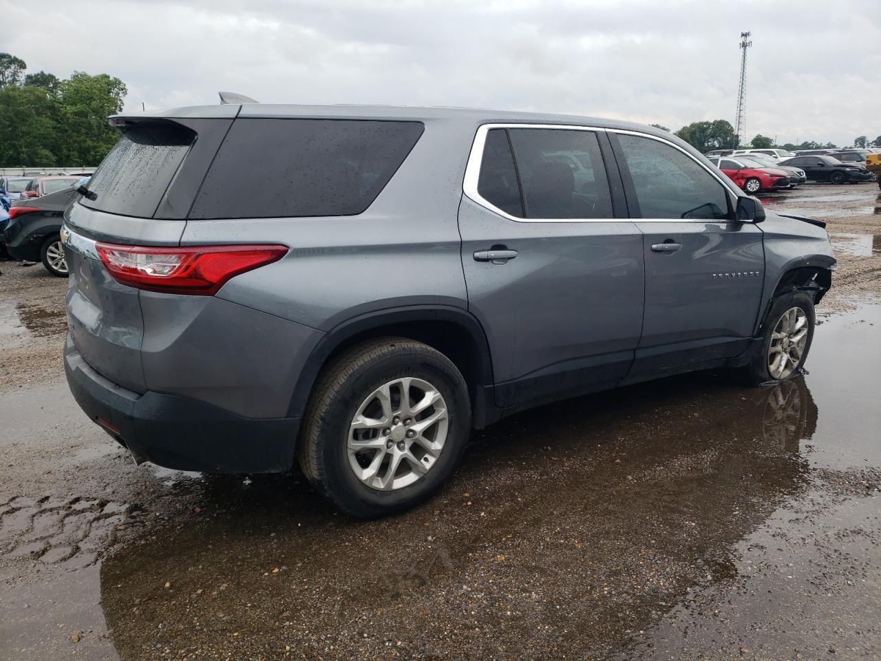 CHEVROLET TRAVERSE LS