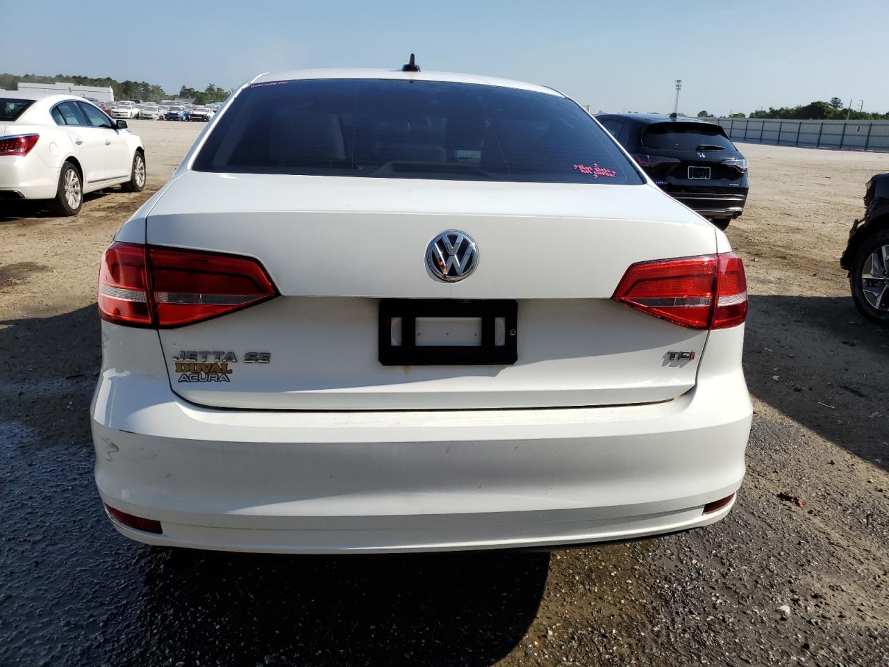 3VWD17AJ6FM239571 2015 Volkswagen Jetta Se