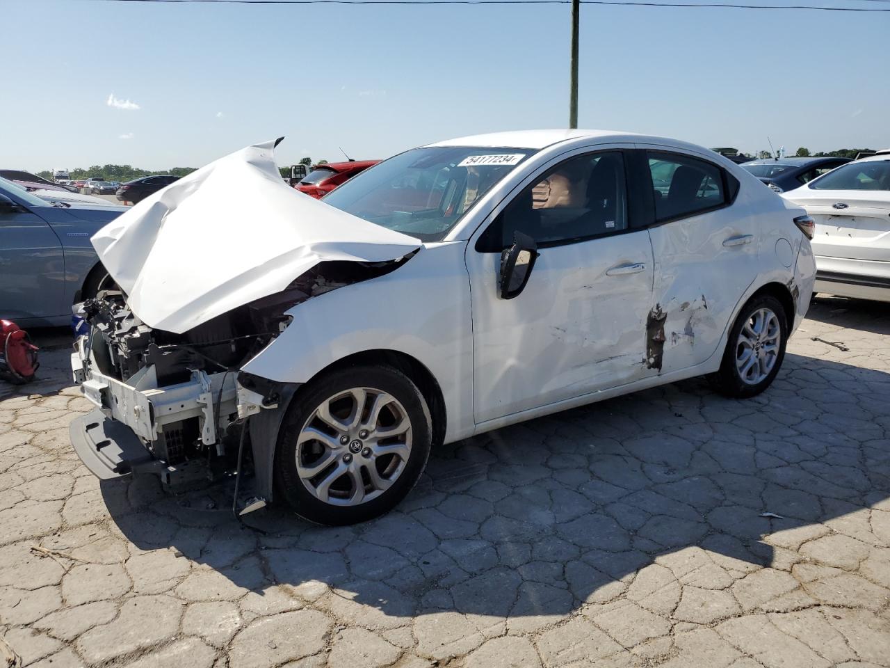 2018 Toyota Yaris Ia vin: 3MYDLBYV9JY307356