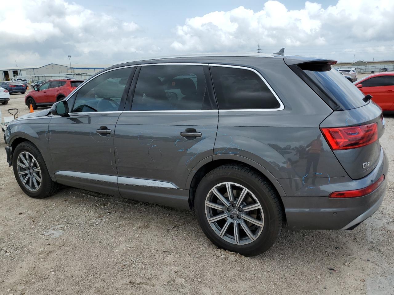 WA1VABF79KD041834 2019 Audi Q7 Prestige