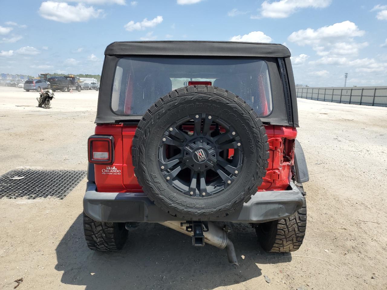 1C4HJXDN3JW287153 2018 Jeep Wrangler Unlimited Sport