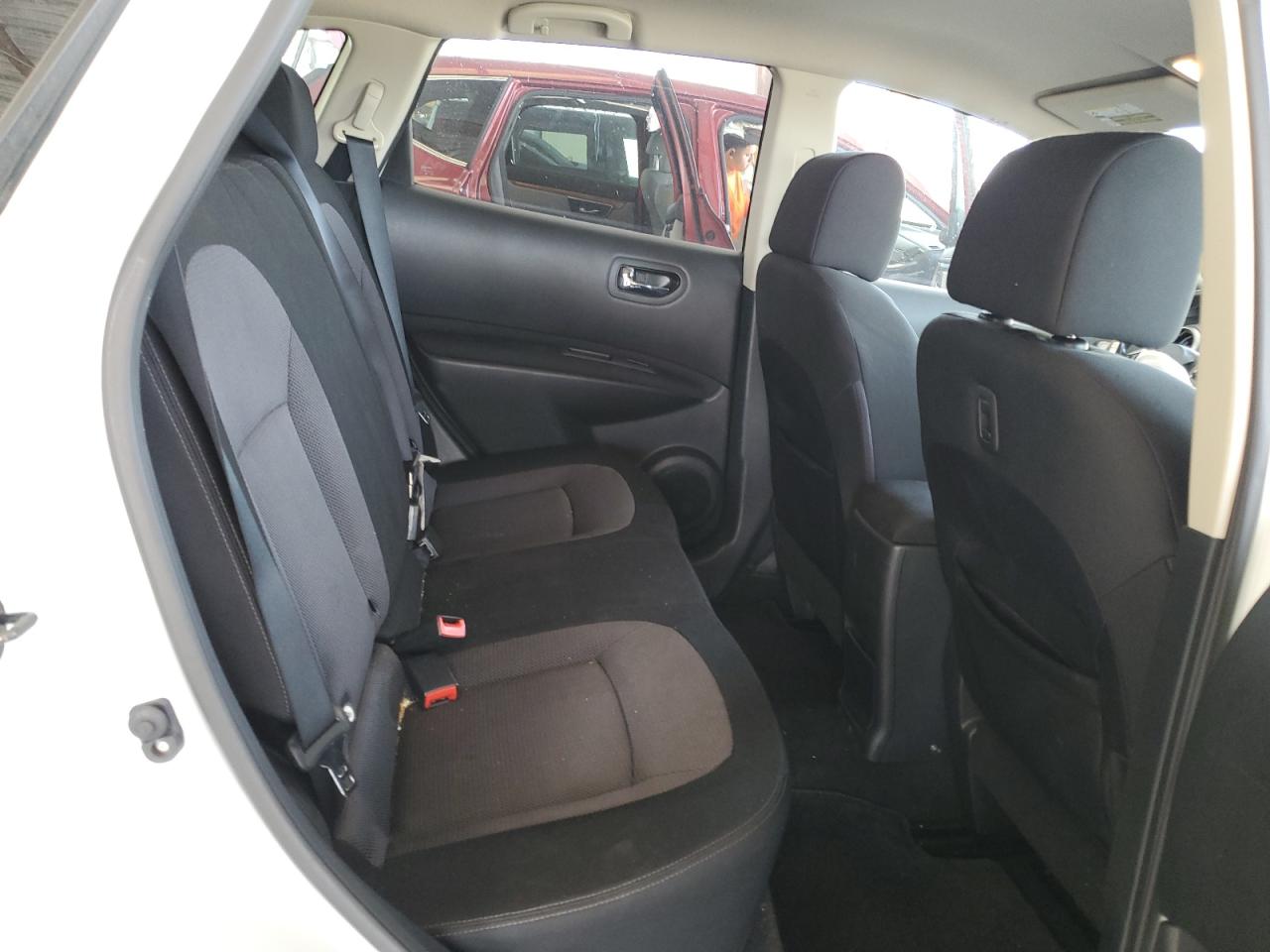 JN8AS5MT1CW258100 2012 Nissan Rogue S