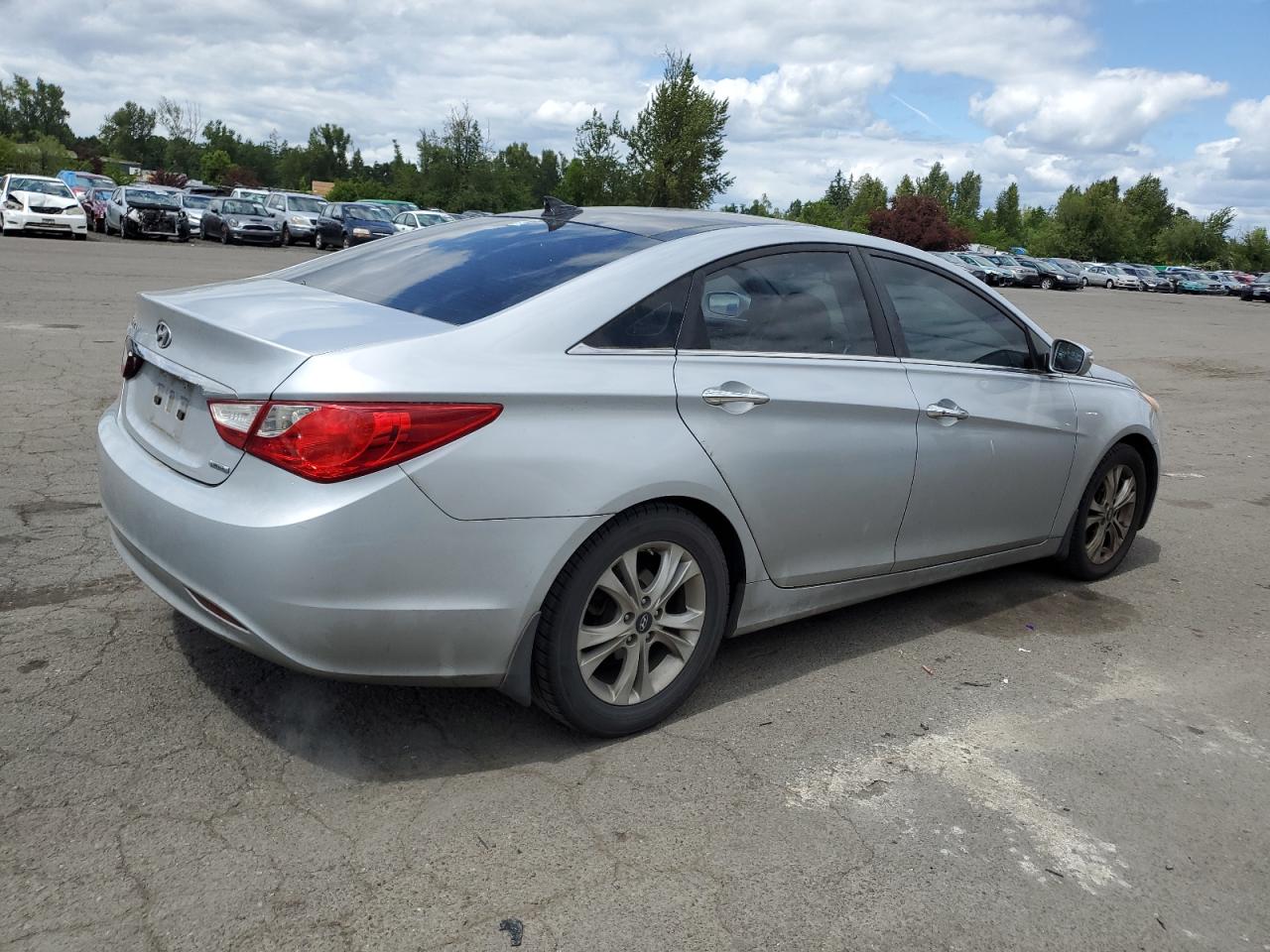 5NPEC4AC2CH332381 2012 Hyundai Sonata Se