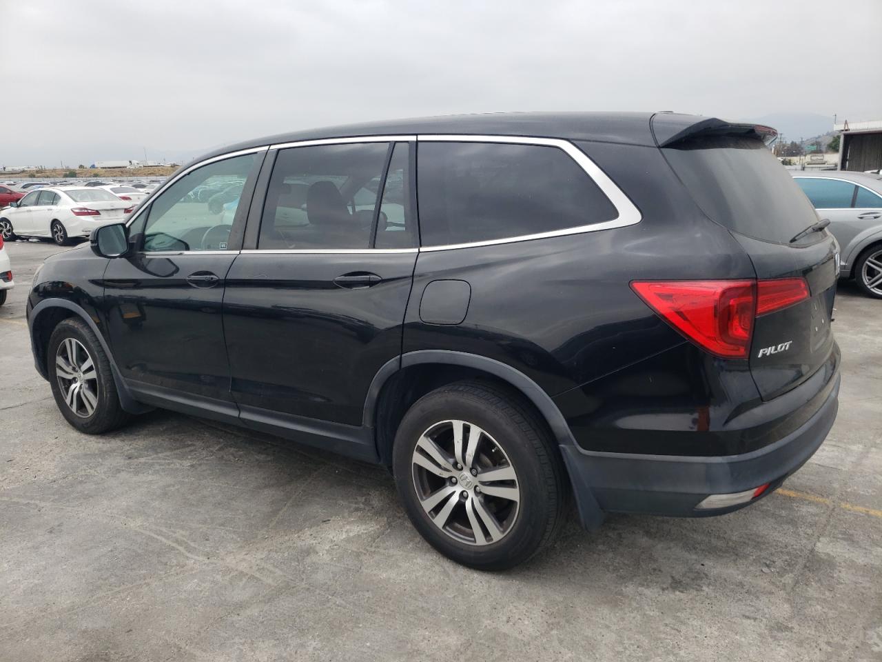 5FNYF6H70GB106496 2016 Honda Pilot Exln