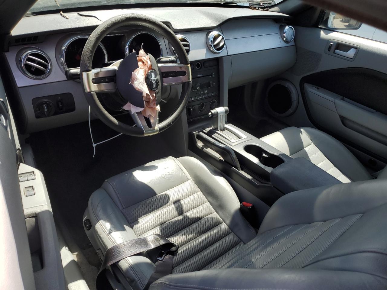 1ZVHT85H055242298 2005 Ford Mustang Gt