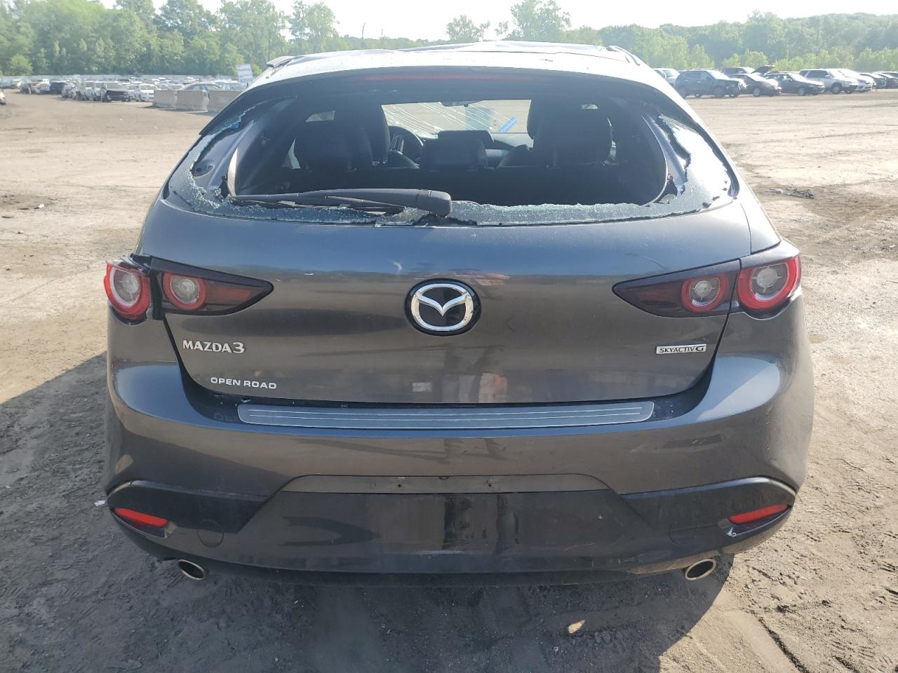 JM1BPAKL3N1520759 2022 Mazda 3 Select